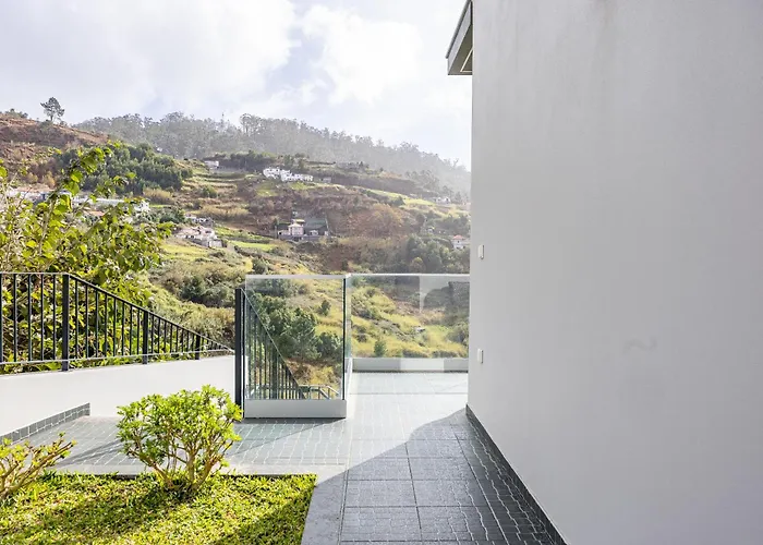 别墅 Paradise Pereira House By Your Key Madeira 卡列塔