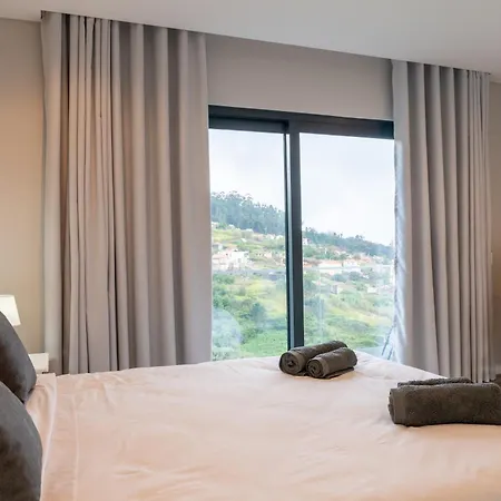 Vila Paradise Views - Pereira House *