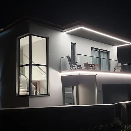 Paradise Views - Pereira House
